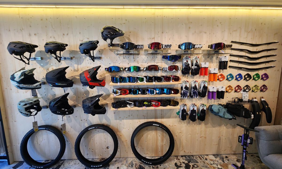 Quality accessories & equipment